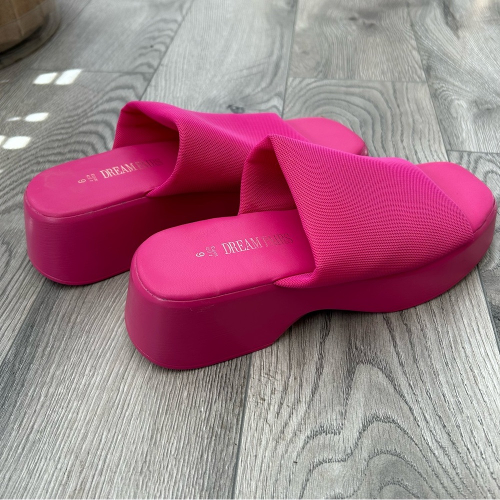 Y2K pink platform sandals